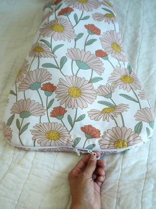 Floral swaddle bag