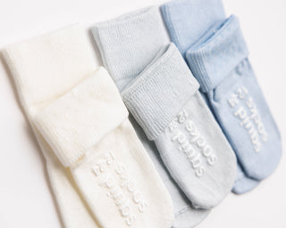 Casen - Non-Slip Baby Socks in Ivory, Powder and Baby Blue : 6 - 12M - Lindsey Paige
