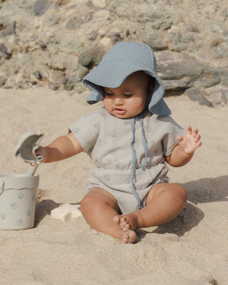 blue floppy hat