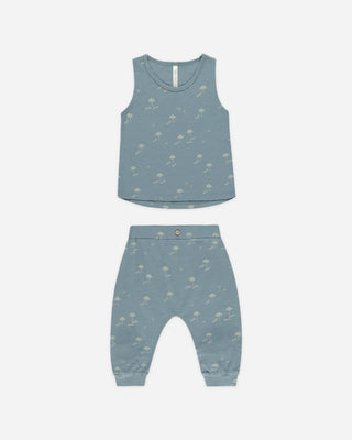 blue tank and slouch pant