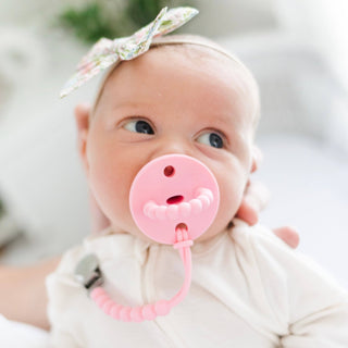 Judy Cutie Clip (Pacifier Clip): Orchid - Lindsey Paige